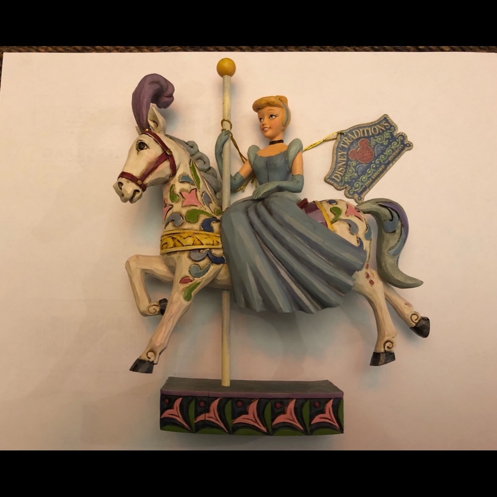 JIM SHORE DISNEY COLLECTION CINDERELLA IN HORSE